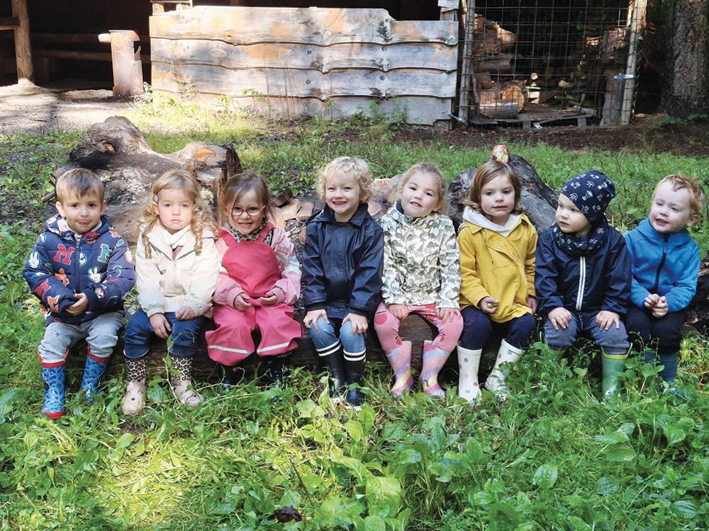 Saint‑Maximin – photo de groupe en extérieur